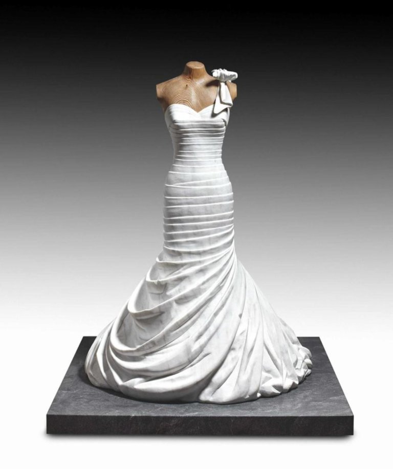Le sculture in marmo di Alasdair Thomson