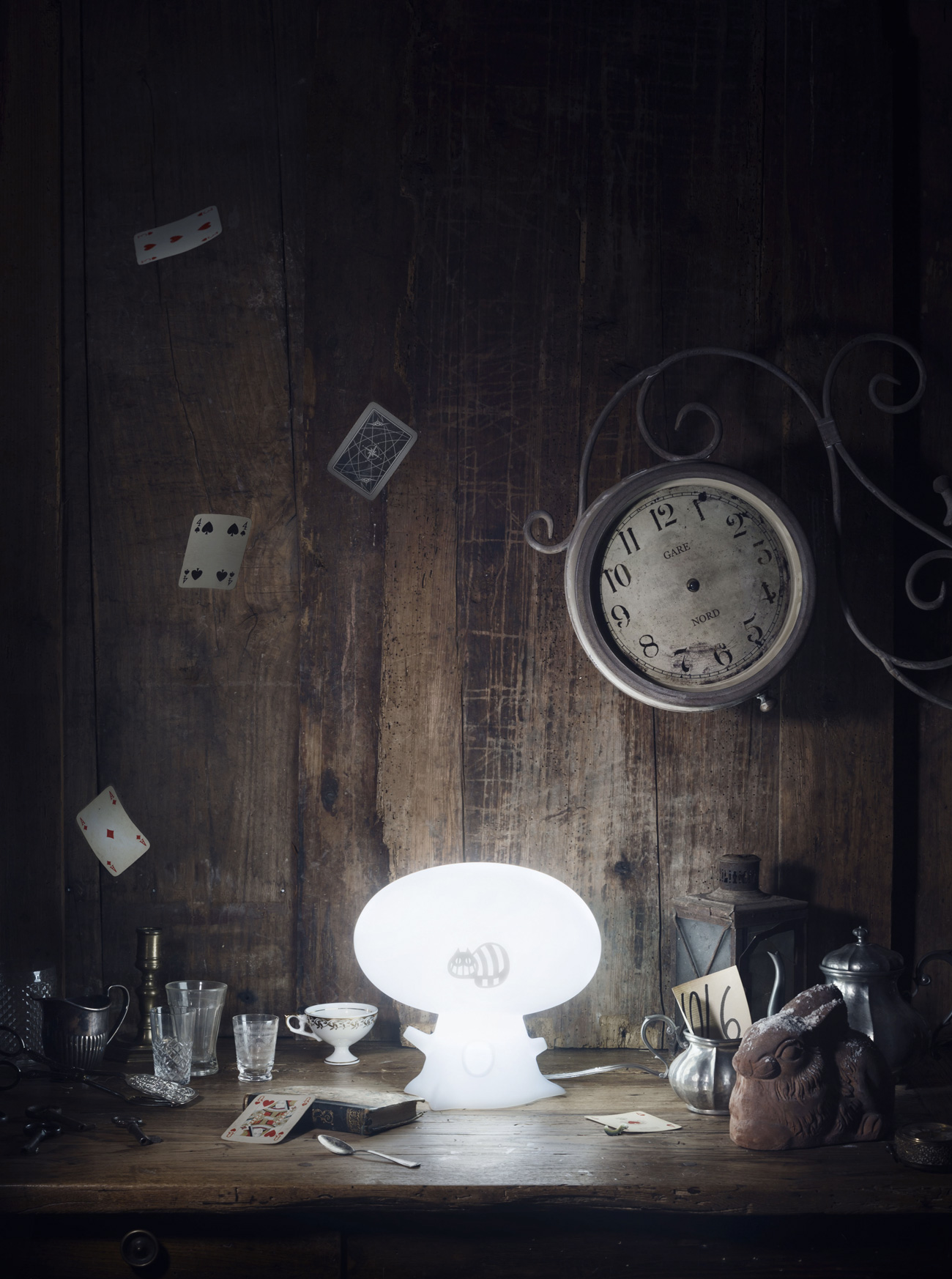 Dopo Mobi, tre nuove lampade di Ale Giorgini dedicate allo Stregatto, ai Tre Porcellini e all'Uomo di Latta: nuove fiabe che si illuminano