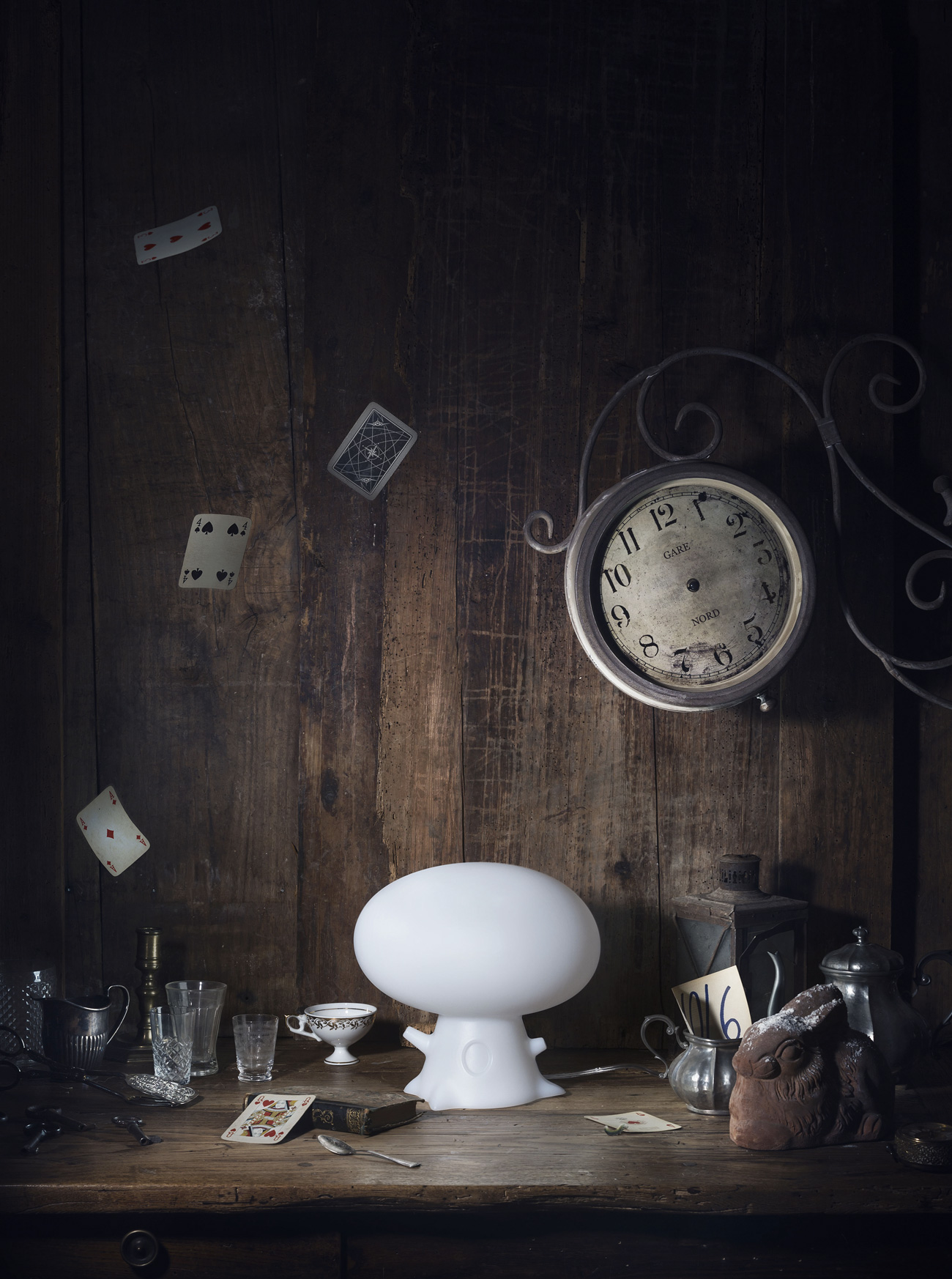 Dopo Mobi, tre nuove lampade di Ale Giorgini dedicate allo Stregatto, ai Tre Porcellini e all'Uomo di Latta: nuove fiabe che si illuminano