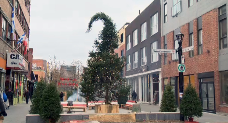 Il più brutto albero di Natale del mondo si trova a Montreal