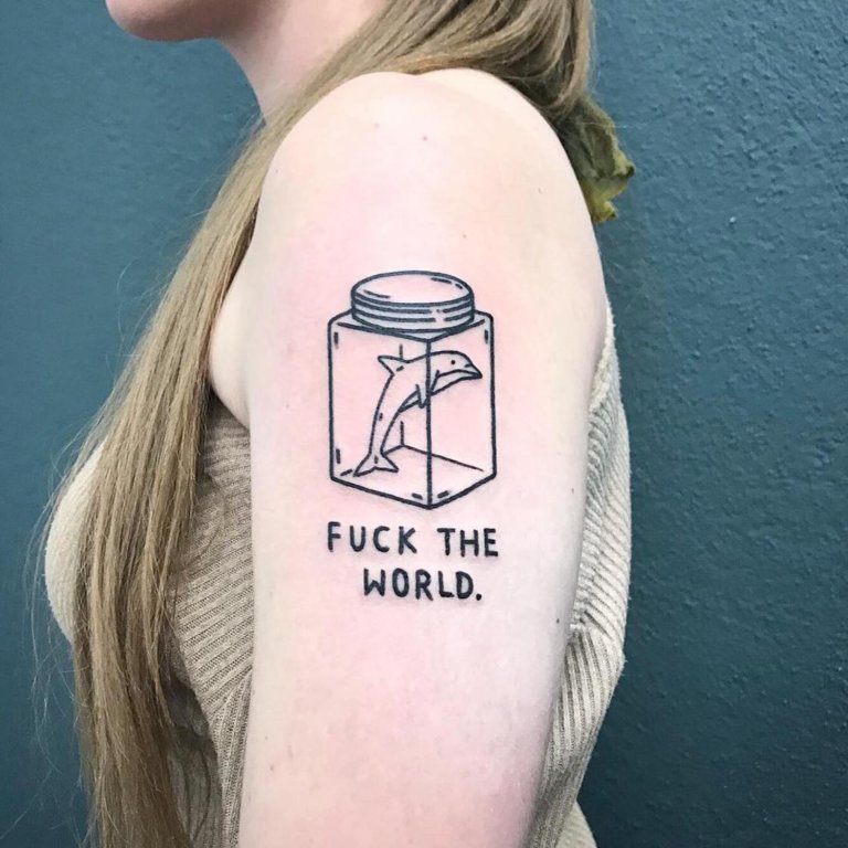 I tatuaggi irriverenti di The Magic Rosa