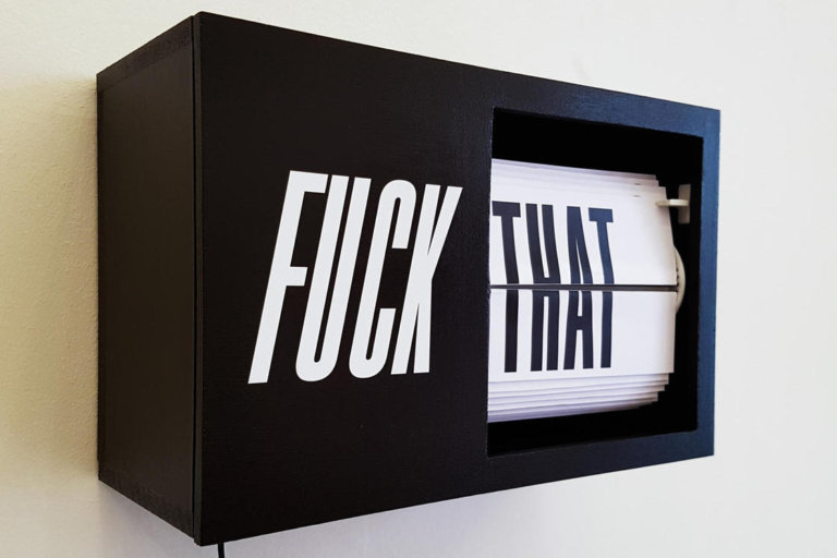 Hater Box, per mandare a quel paee ogni giorno qualcosa di diverso