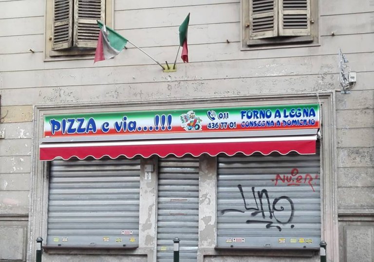 Tricolori inutili