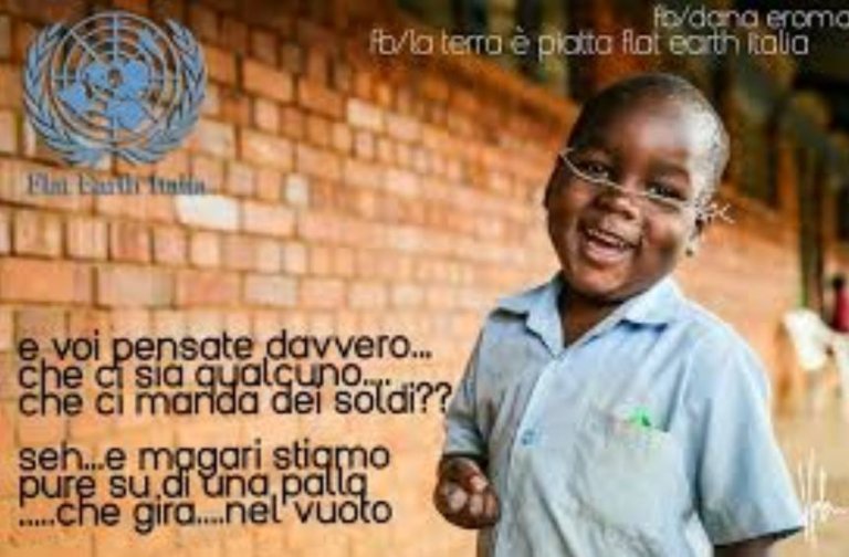 I meme dei sostenitori della Terra piatta