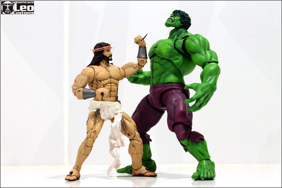 Spacca il deretano anche a Hulk