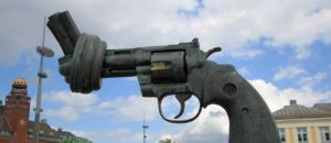 Knotted gun