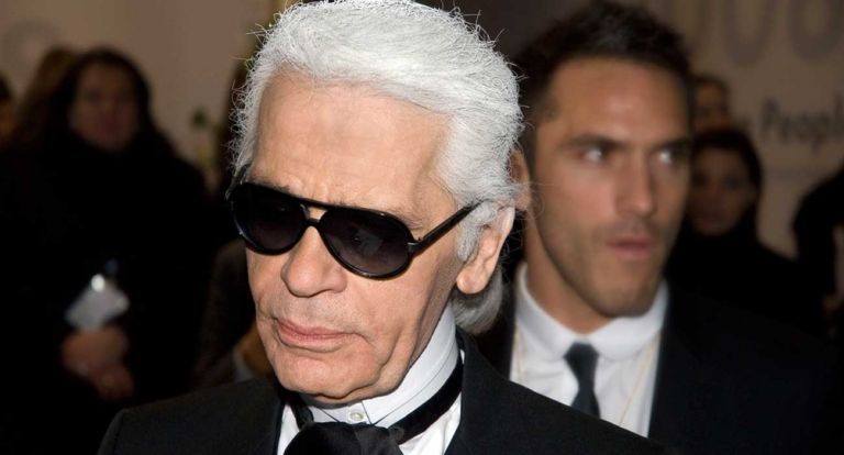 È morto Karl Lagerfeld, il più visionario degli stilisti