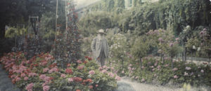 Https://commons.wikimedia.org/wiki/File:Claude Monet in front of his House at Giverny Google Art Project.jpg