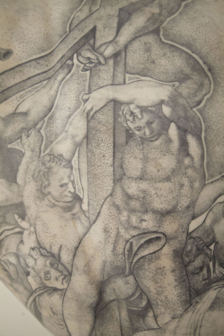 Le incredibili sculture tatuate di Fabio Viale
