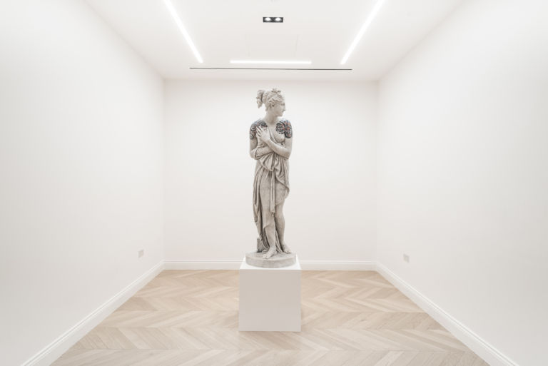 Venere Italica di Fabio Viale