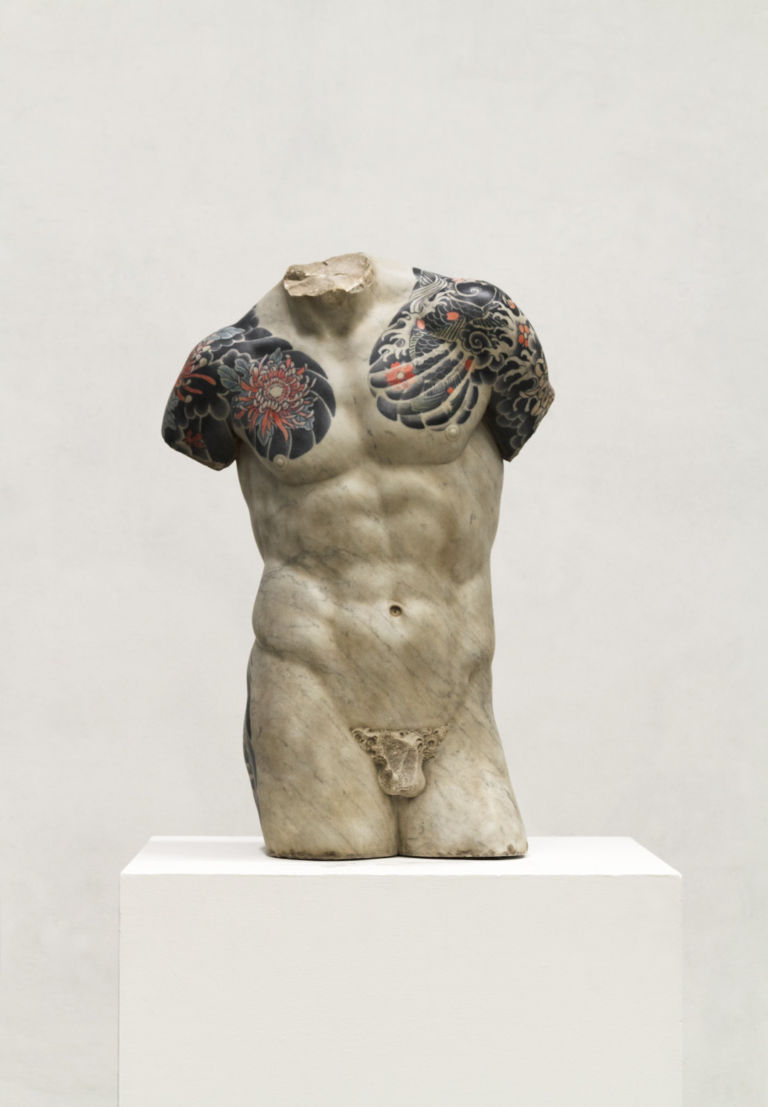 Le incredibili sculture tatuate di Fabio Viale