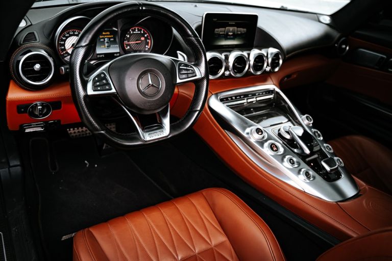 Mercedes