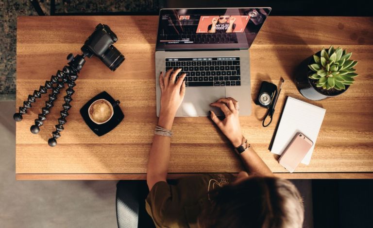 Scopriamo insieme il miglior video editor facile da usare