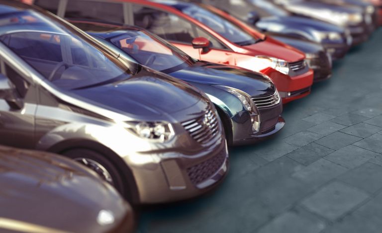 Come risparmiare sull'acquisto di auto nuove e usate