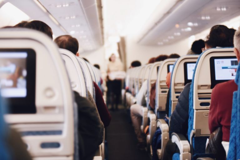 Come organizzare un viaggio in aereo senza stress