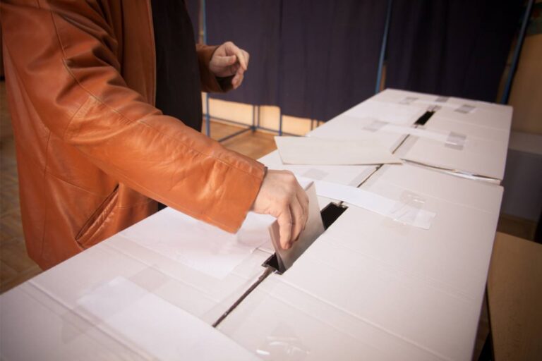 Elezioni voto