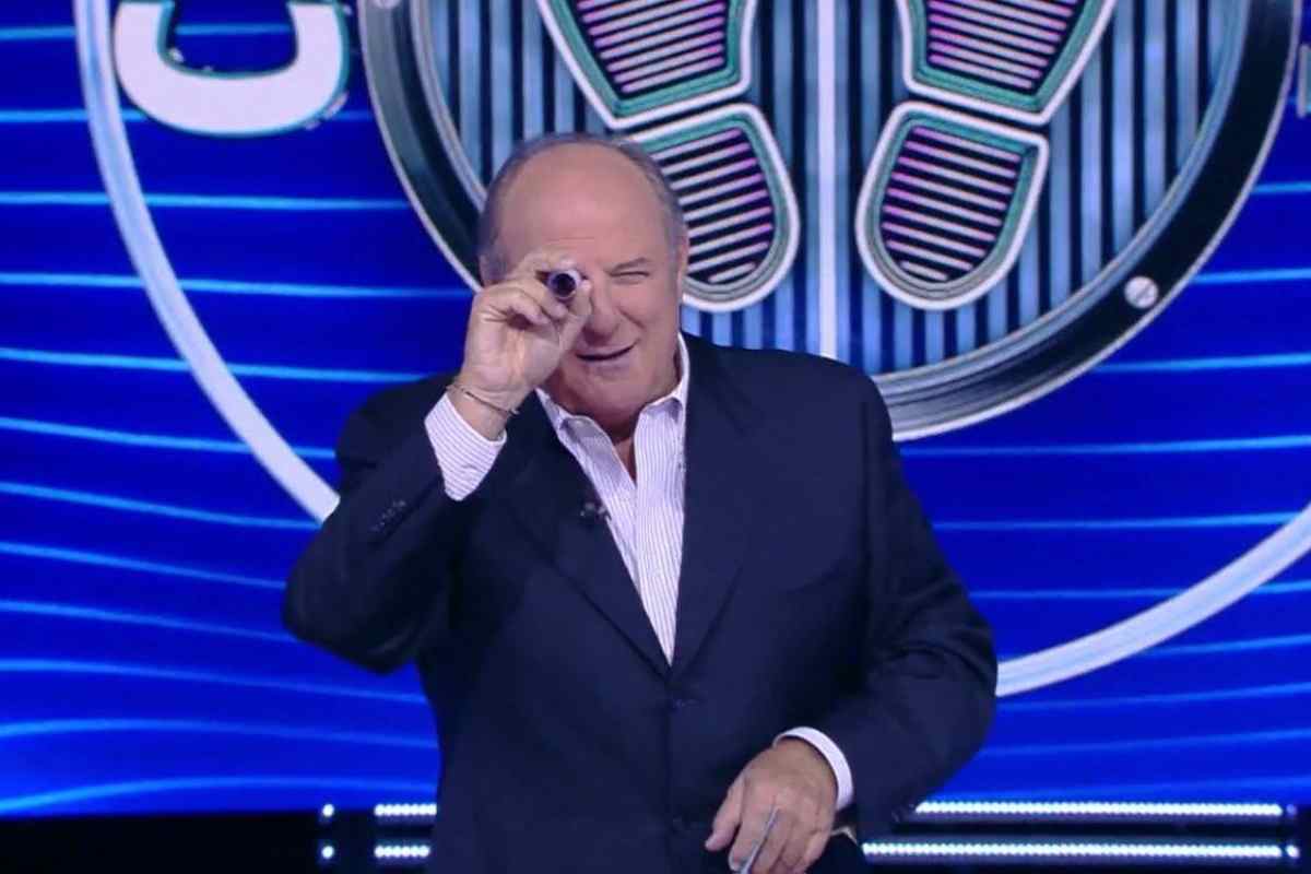 Gerry Scotti sarà sostituito
