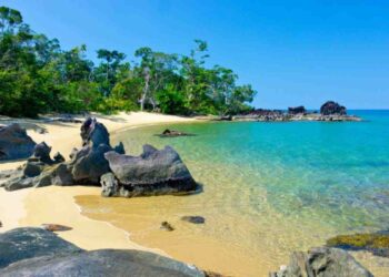 Mete lontane dal turismo di massa