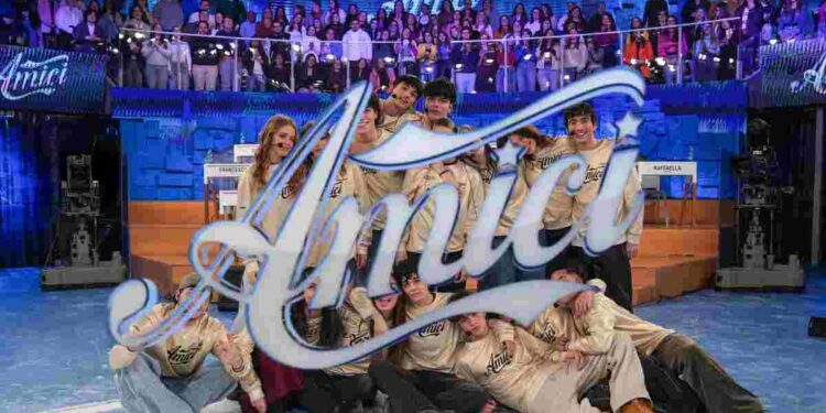 Amici, nuovo amore (famosissimo) per una delle star più amate dello show