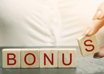 INPS, c’è l’ok per il doppio accredito da 700 euro