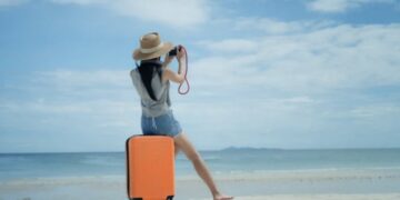 Il 2025 segna un anno in cui le spiagge più originali e segrete d’Europa stanno attirando l’attenzione di viaggiatori alla ricerca di esperienze uniche,