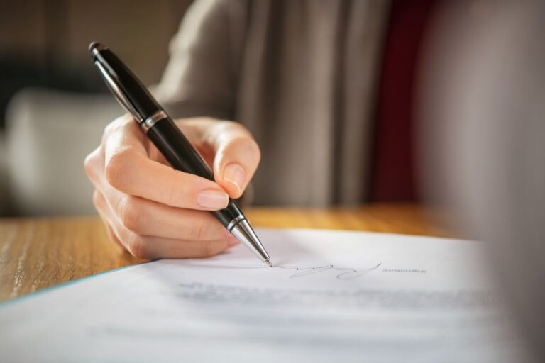 Firmare contratto