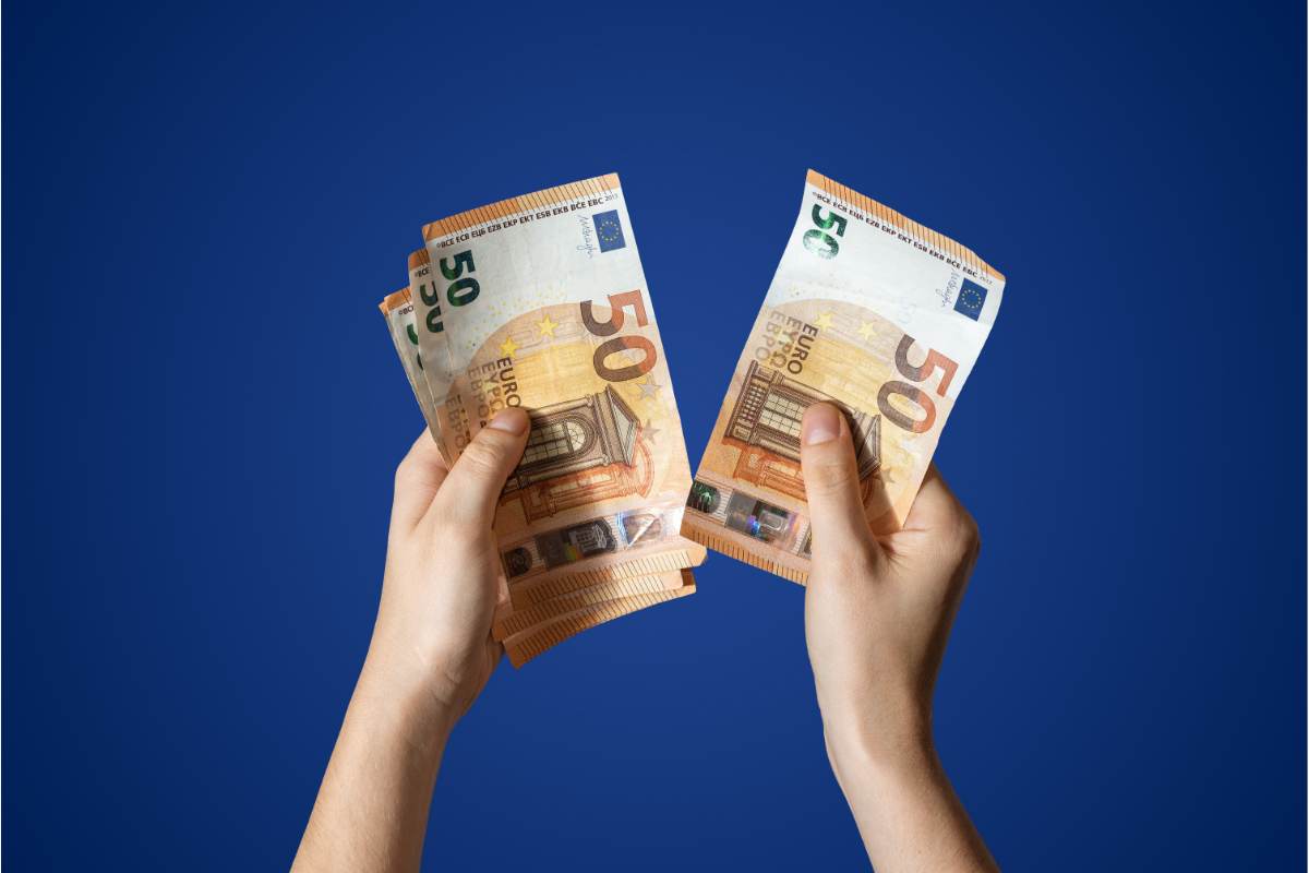 Soldi euro contanti