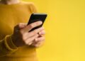 Donna smartphone
