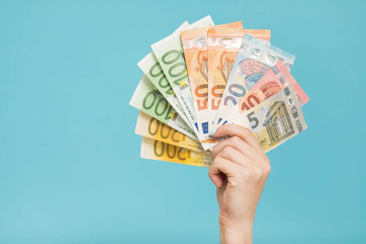 Versamento contanti causale