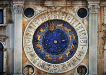 Questo transito astrologico, noto per portare confusione e rallentamenti nelle comunicazioni, quest’anno si presenta con caratteristiche