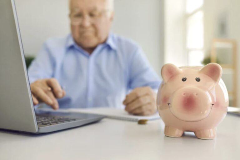 Questi benefici, però, non sono riconosciuti automaticamente né rappresentano un trattamento universale: è necessario presentare