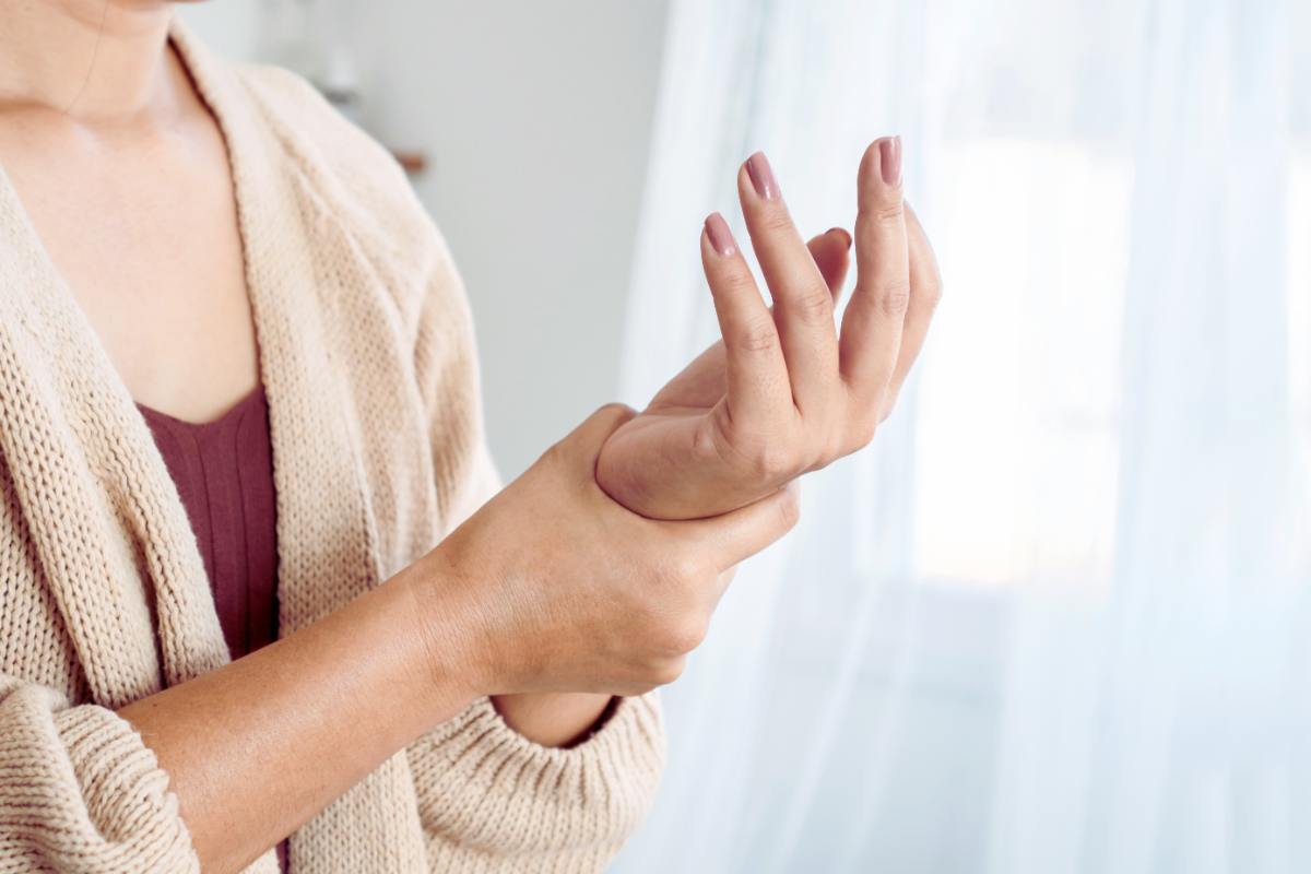 Dolore perenne alle ossa, il sintomo che deve allarmarvi