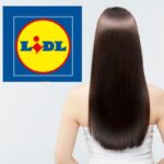 Donna con capelli lisci