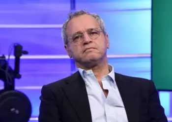 enrico mentana mediaset la7 retroscena