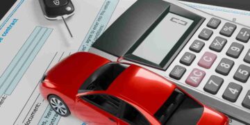 Automobilisti sul piede di guerra, spunta un'altra tassa sulle auto