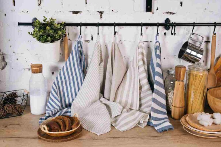 Il segreto che rovina i panni da cucina in lavatrice