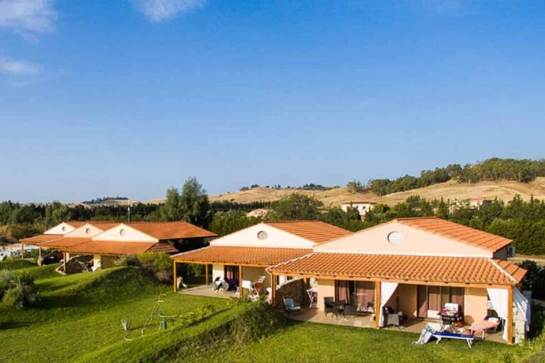 resort calalandrusa temptation island quanto costa e dove si trova