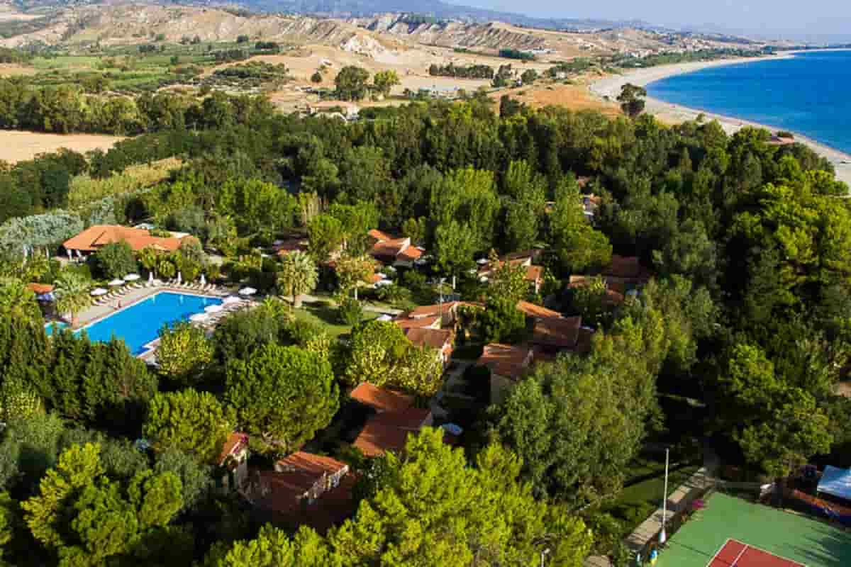 resort calalandrusa temptation island quanto costa e dove si trova