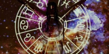 l movimento lento e potente di pianeti come Plutone, Urano, Nettuno, Saturno e Giove influisce in modo significativo sulle energie cosmiche