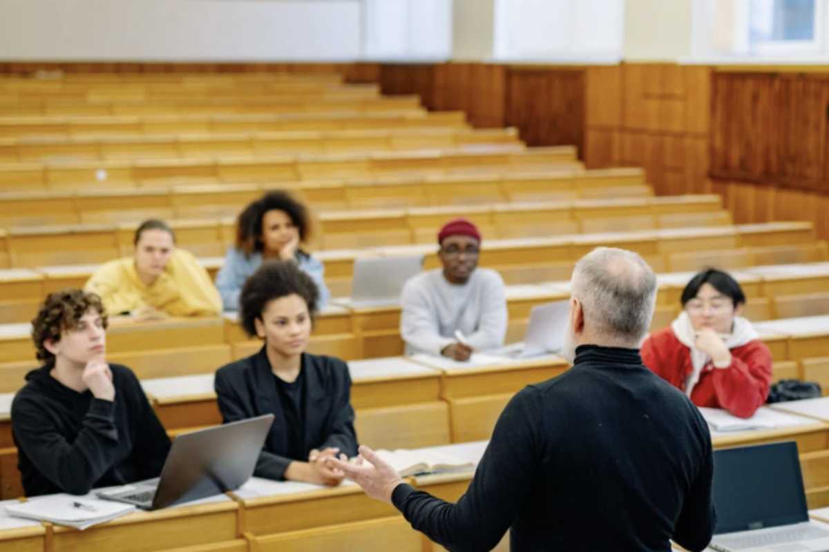 Pur esistendo una soglia nazionale minima, l’autonomia statutaria delle università consente agli Atenei di ampliare la no tax area o di introdurre criteri