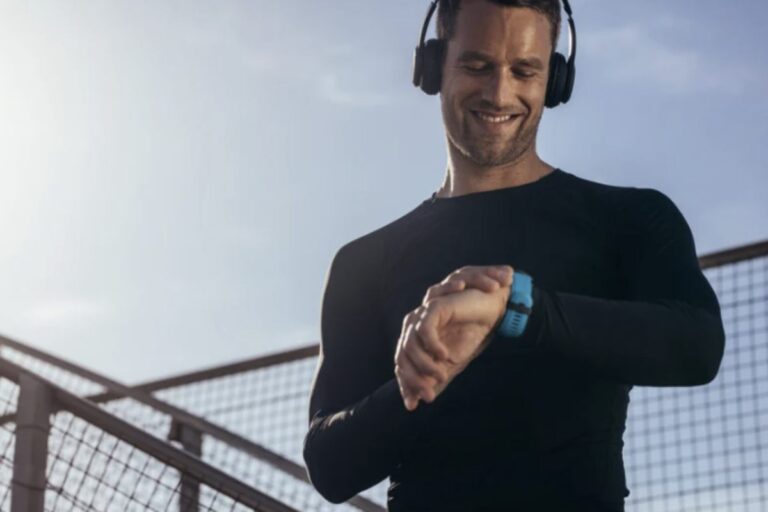 Dai dati emersi dall’European Health Behaviour Survey 2025, realizzata da Ipsos per Huawei, risulta che oltre l’80% degli utilizzatori di dispositivi