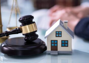 Pignoramento contro il condominio, cosa rischiano i condomini?