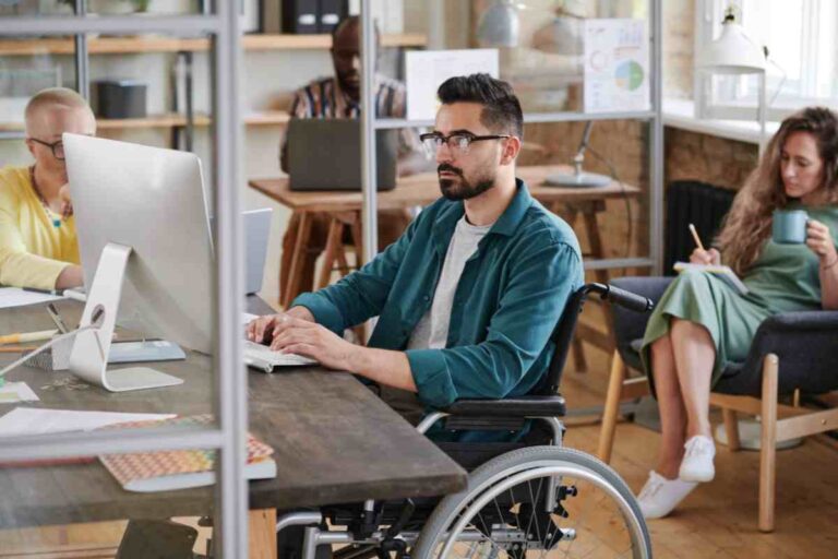 Lavoratori con malattie gravi, cos'è la Legge 106
