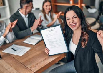 A pochi passi dall'Italia puoi guadagnare fino a 7.000 euro al mese