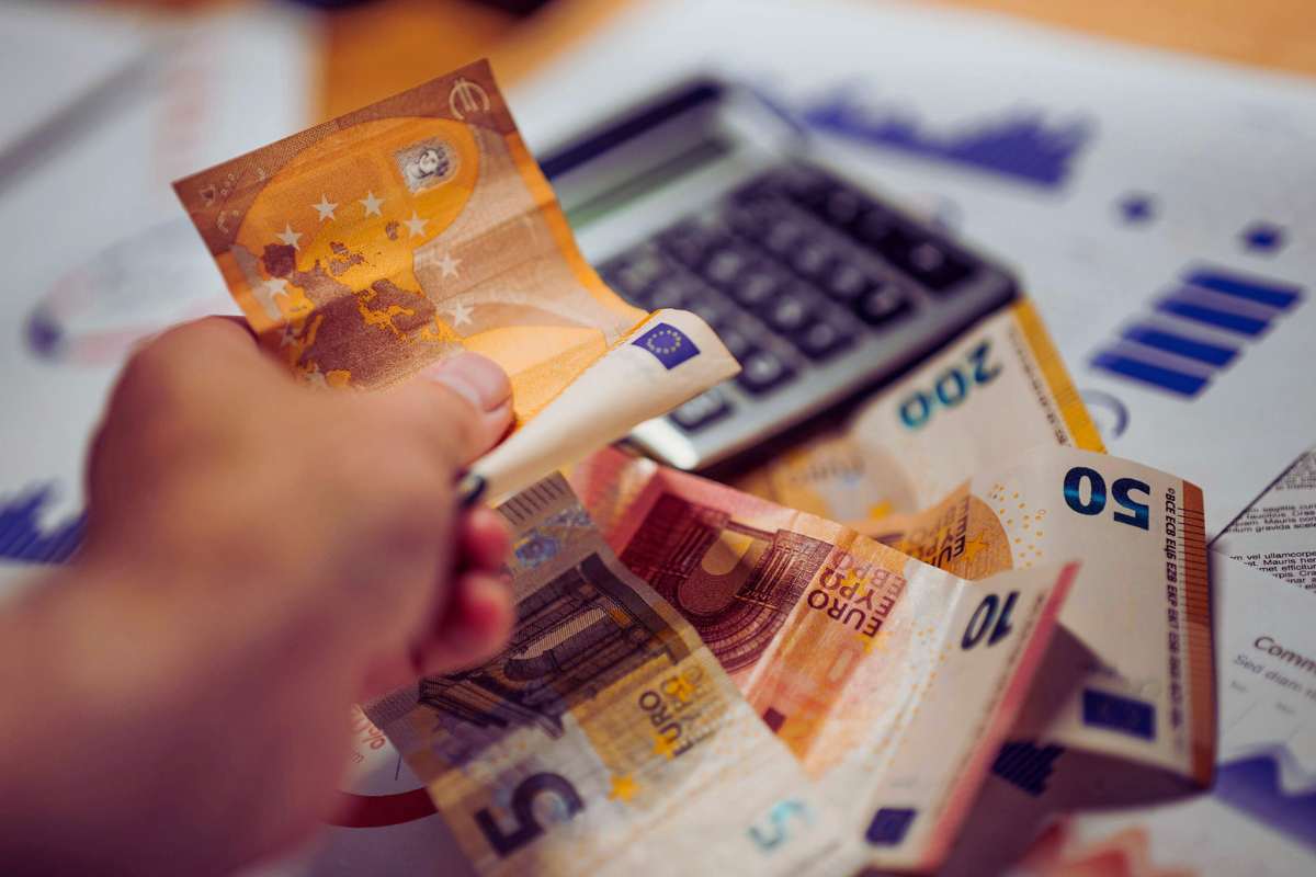 Requisiti e domanda per l'assegno sociale
