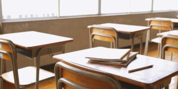 Scuola, nuovi contratti per docenti e personale ATA - Dailybest.it