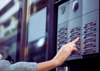 Senza nome sul citofono per l'Agenzia delle Entrate sei irreperibile