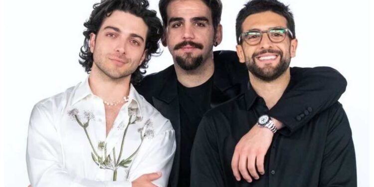 il volo cacciati dallo studio