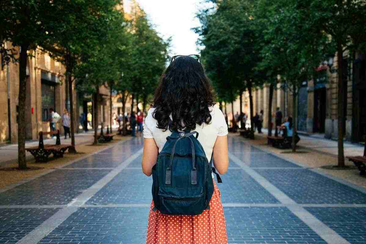 Viaggiare da soli? Rende più intelligenti, lo studio lo conferma, i dettagli