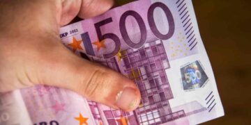 500 euro, cittadini